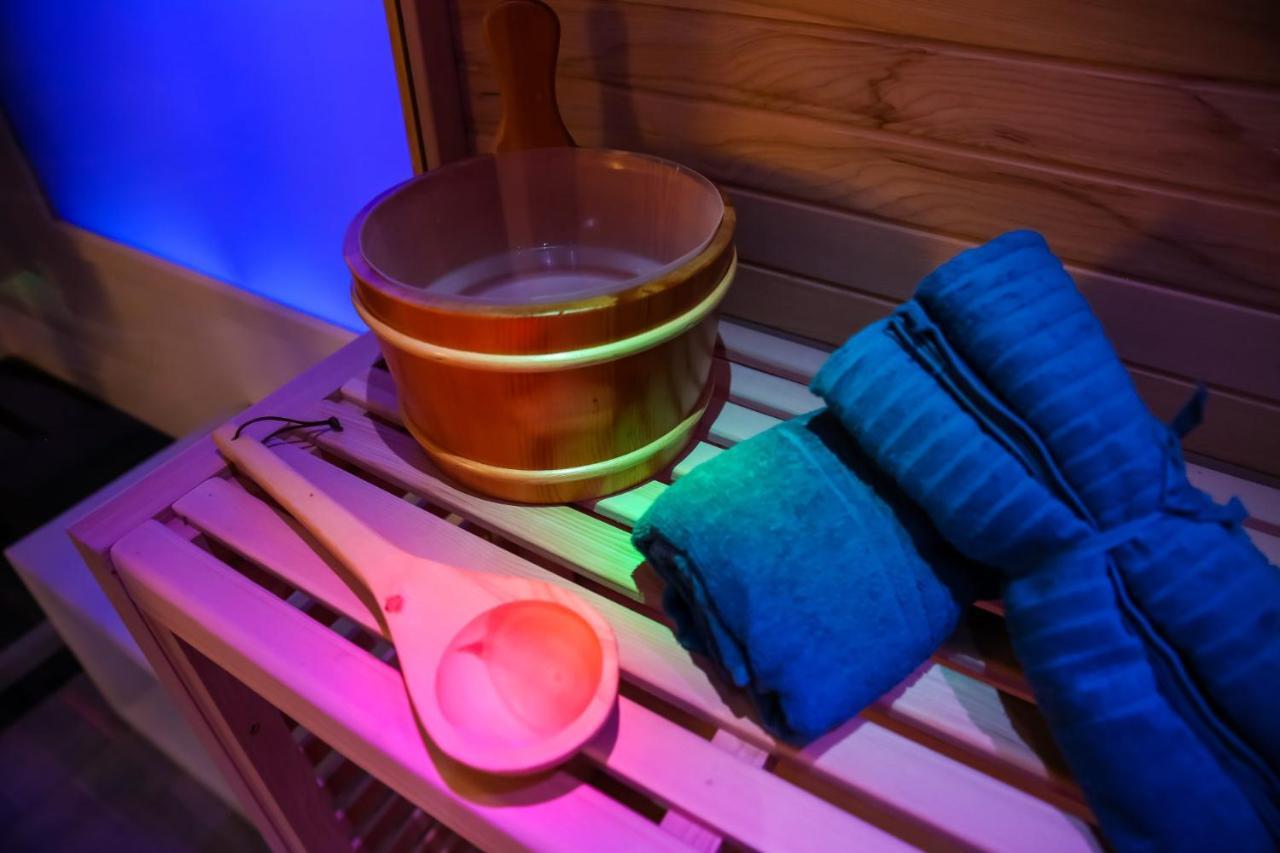 Hotel Le Wellness Privatif Seraing Esterno foto