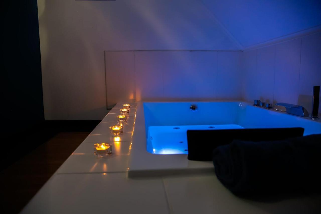 Hotel Le Wellness Privatif Seraing Esterno foto